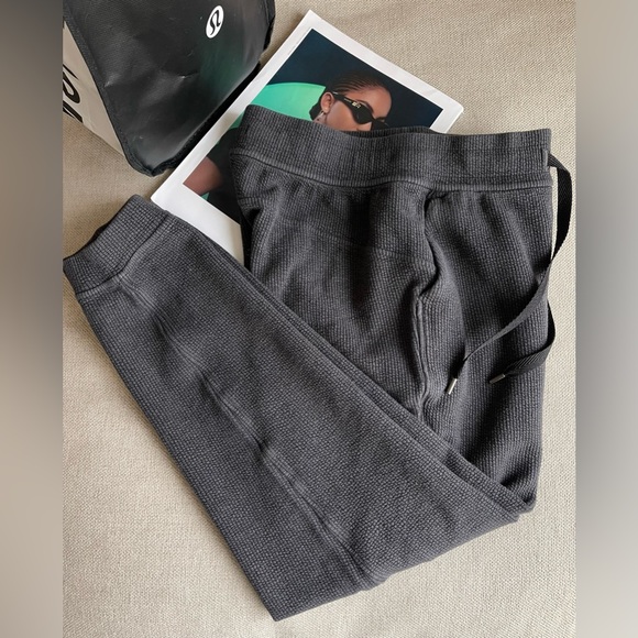 Lululemon Ribbed High-Rise 25” Joggers 7/8 Length In Heathered Black Size 4 - Picture 7 of 15